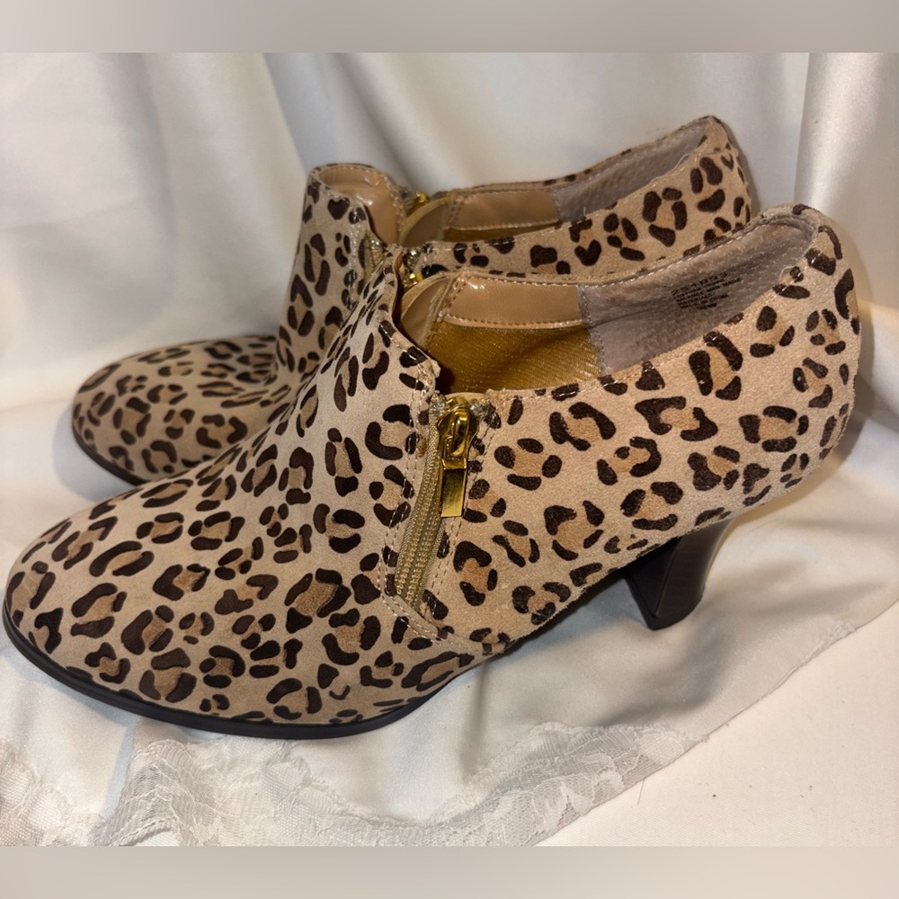 Leopard Leather Heeled Ankle Booties by AJ Valenci 9.5